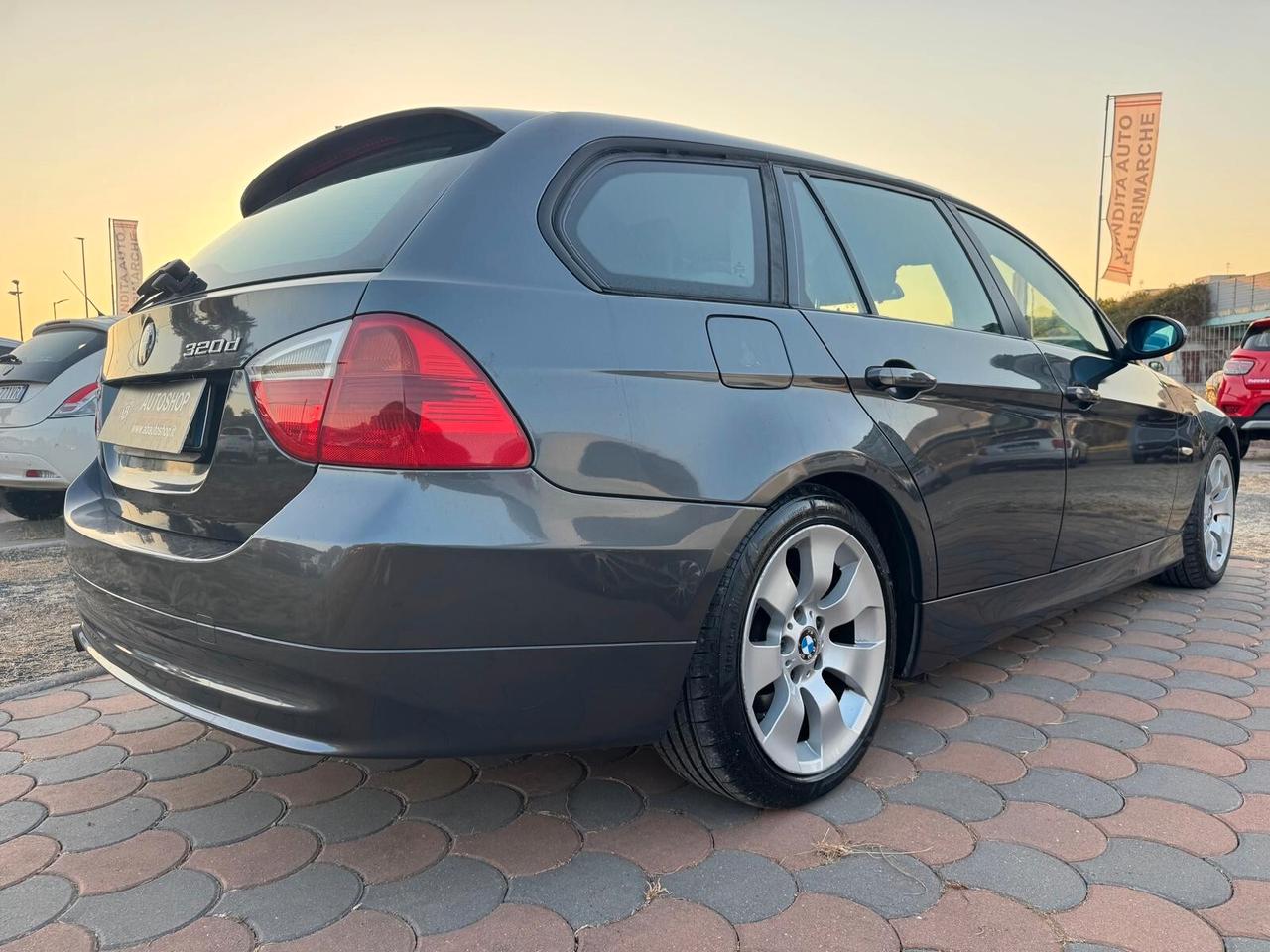 BMW - Serie 320d Touring Msport - FINANZIABILE