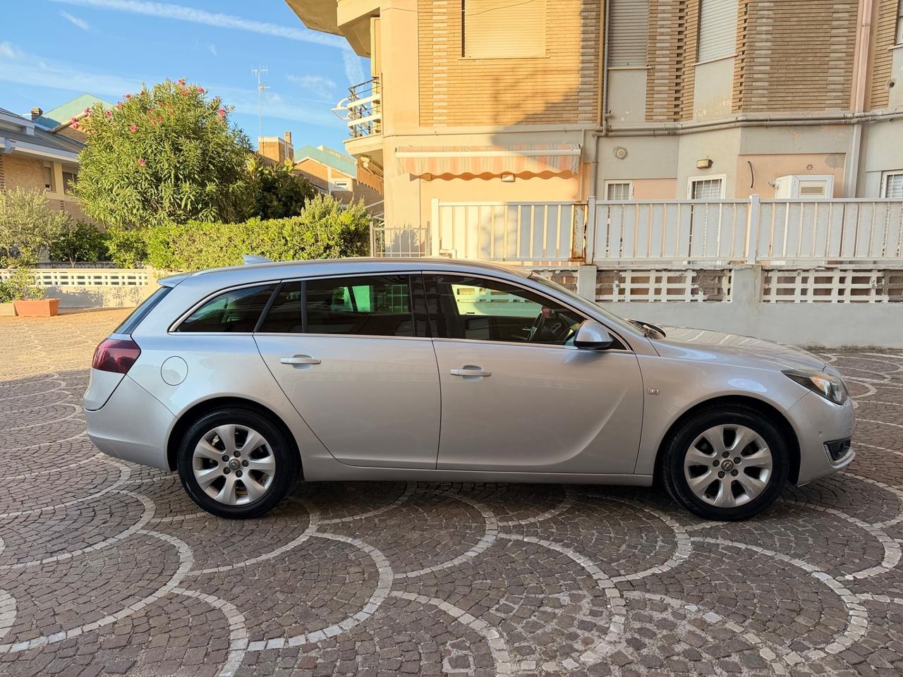 Opel Insignia 1.6 CDTI 136 S&S aut.Sports Tourer Business