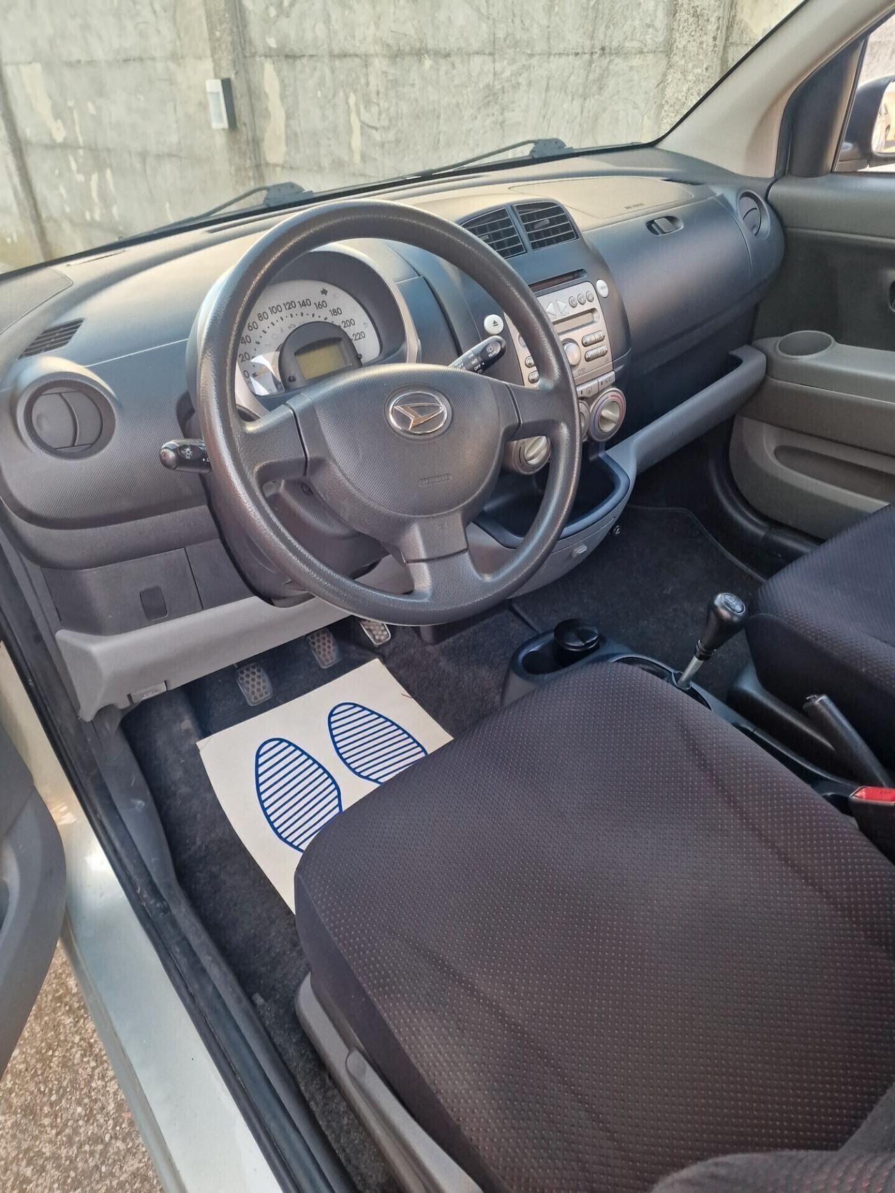 Daihatsu Sirion 1.0 12V Aki Unipro/ neopatentati