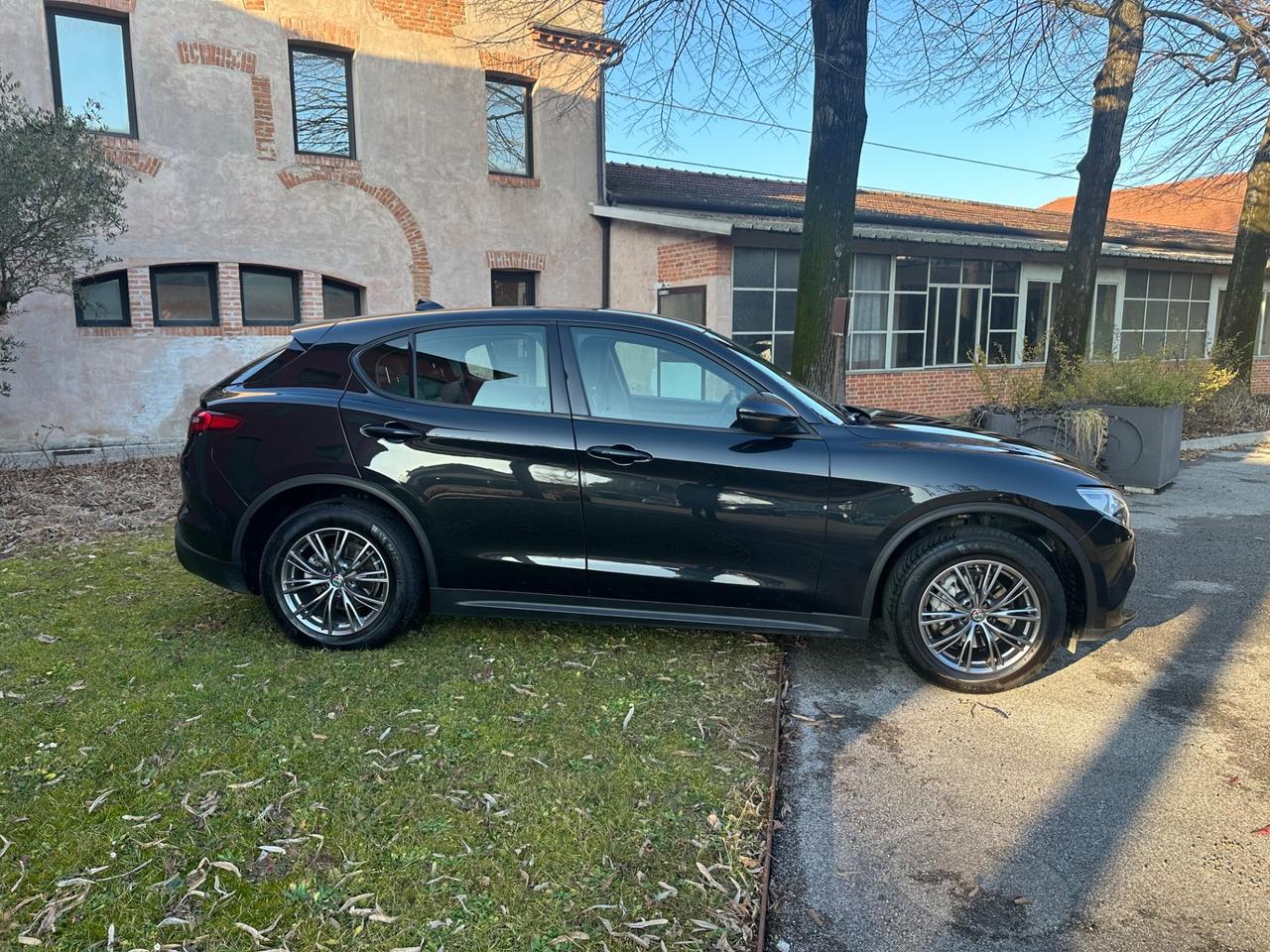 Alfa Romeo Stelvio 2.2 Turbodiesel 210 CV AT8 Q4 Executive