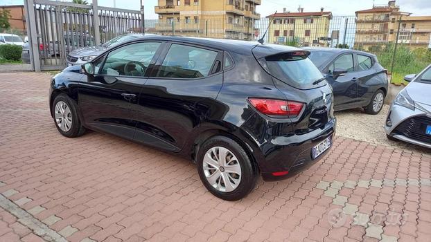 RENAULT Clio 1.5 dCi 8V 75CV 5 porte Live