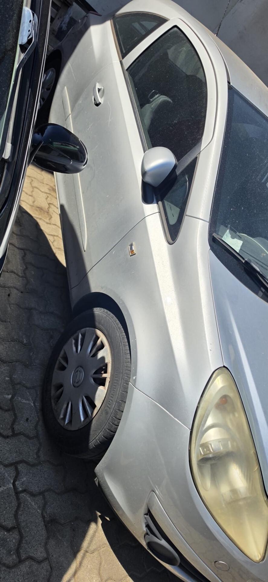 Opel Corsa 1.2 3 porte Sport