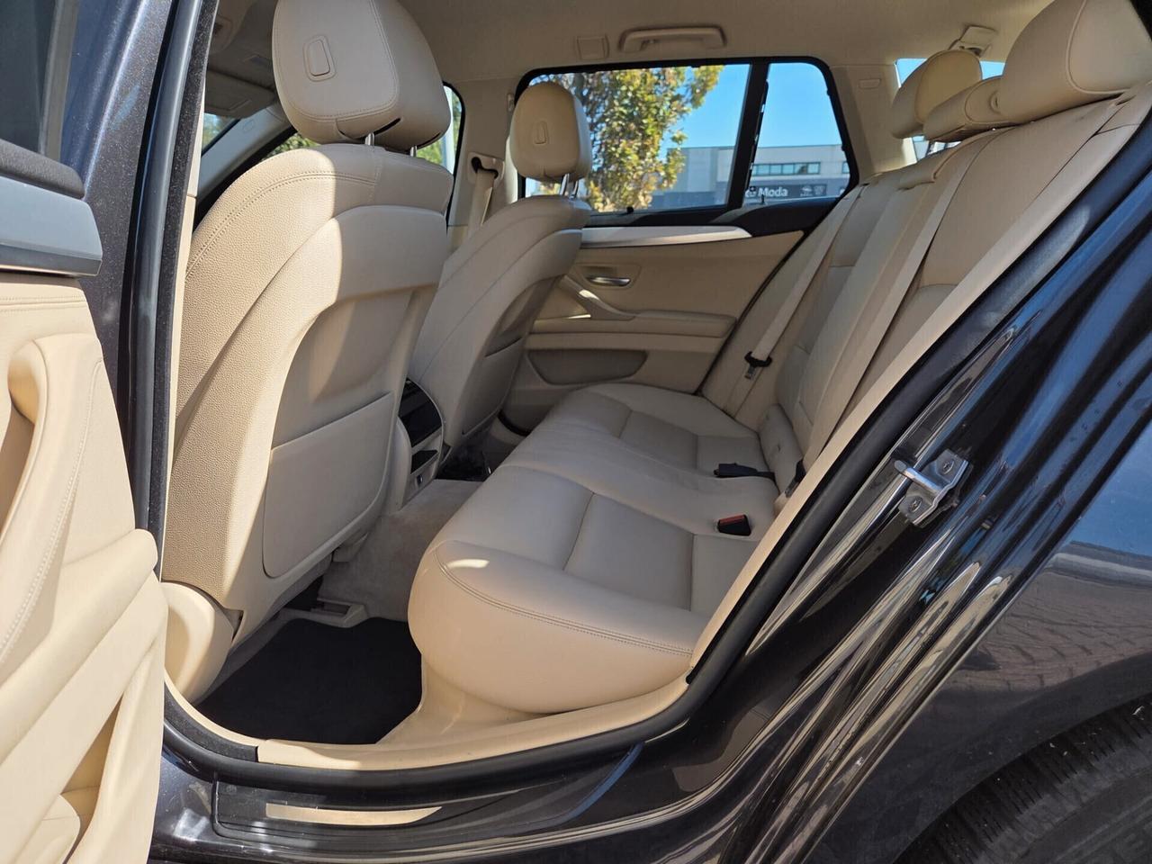 Bmw 525 525d xDrive Touring Luxury