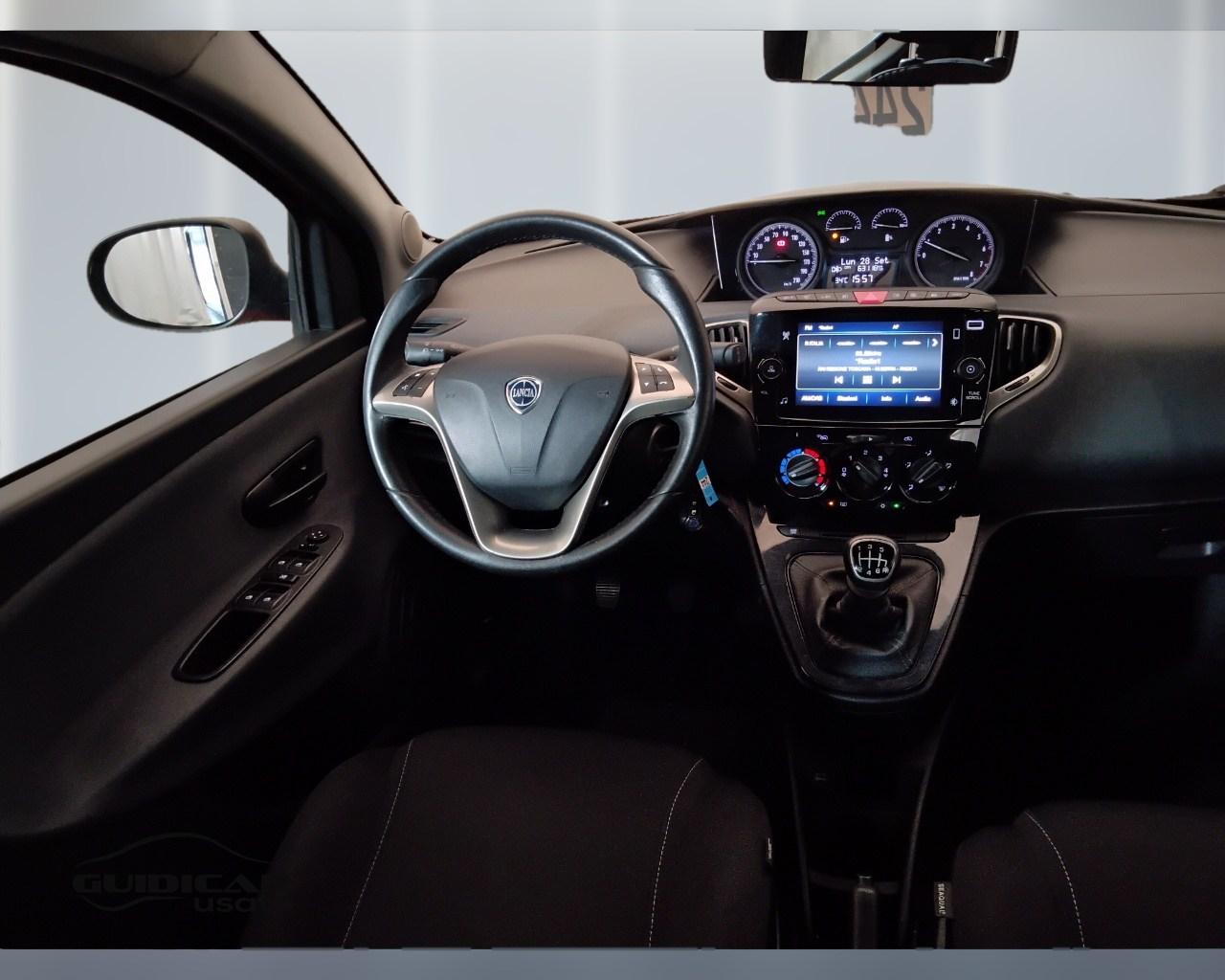 LANCIA Ypsilon III 2021 - Ypsilon 1.0 firefly hybrid Gold s&s 70cv