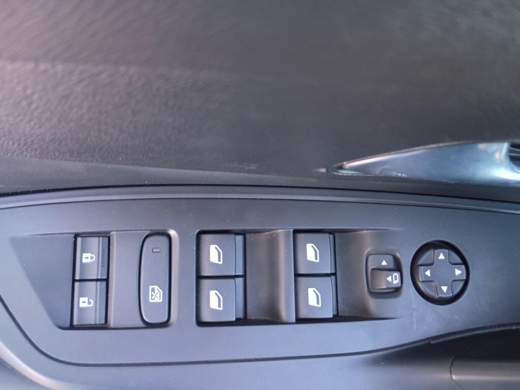 Peugeot 308 5 porte 1.2 130cv Allure