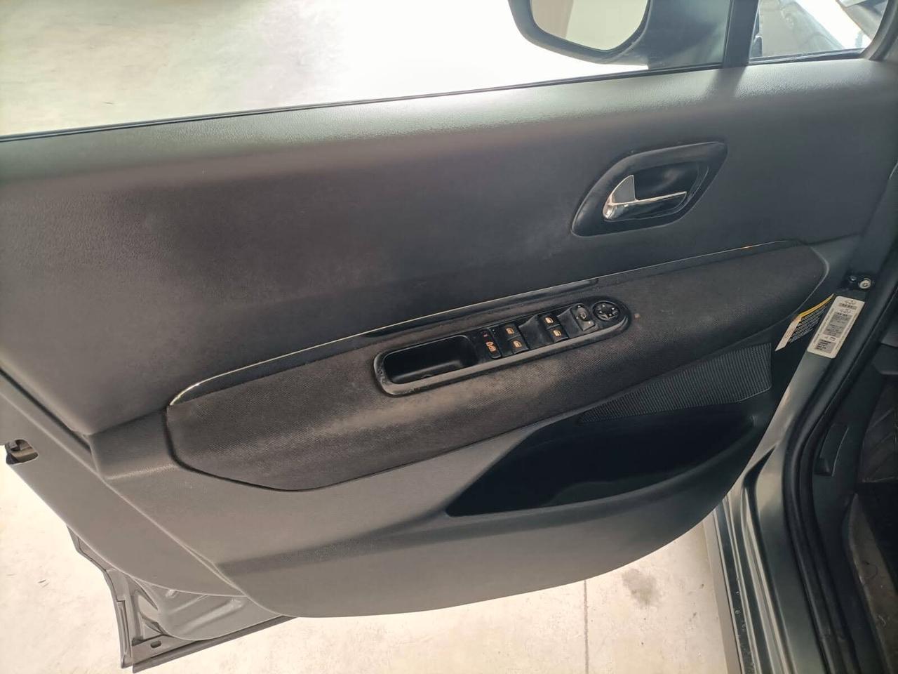 Peugeot 3008 1.6 HDi 112CV Premium 04/2011