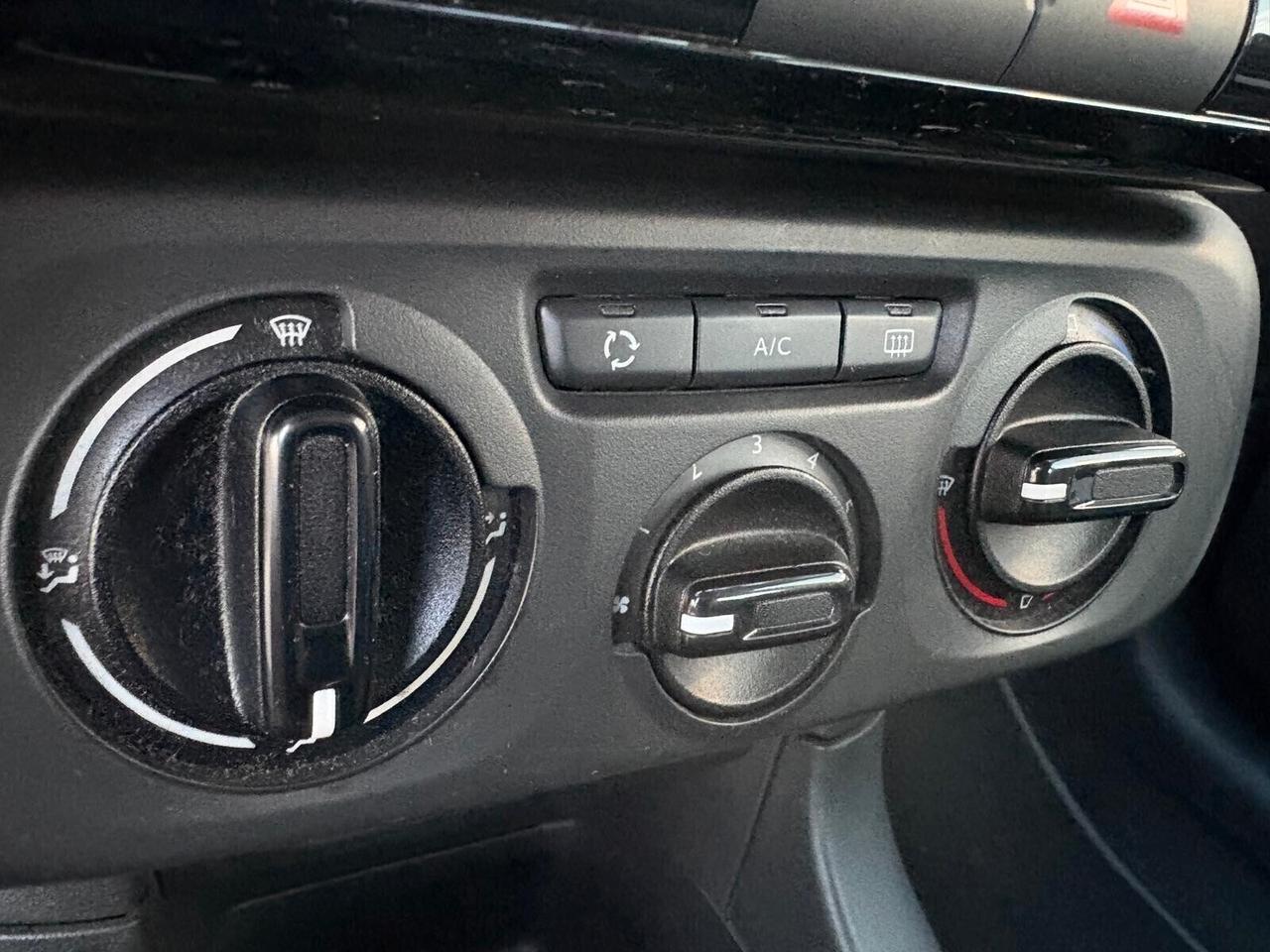 Citroen C3 FEEL PureTech 83 5 p. SPOTICAR