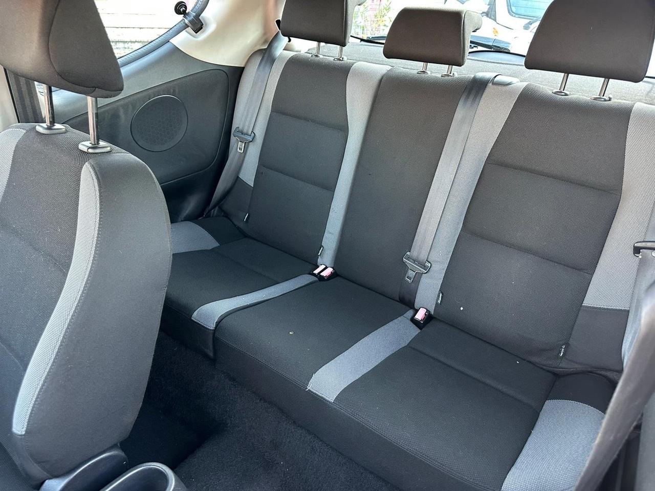 Peugeot 207 1.4 bezina