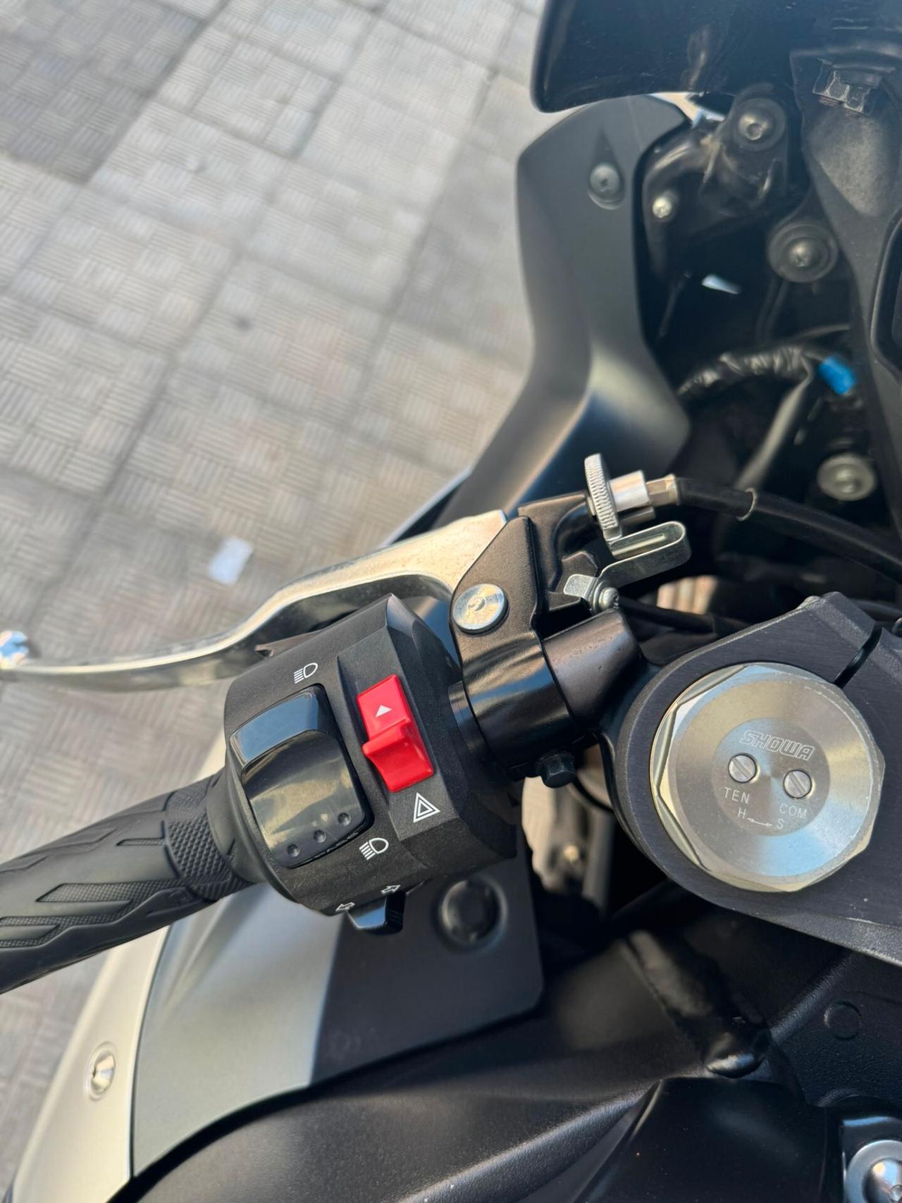 Suzuki GSX R 1000