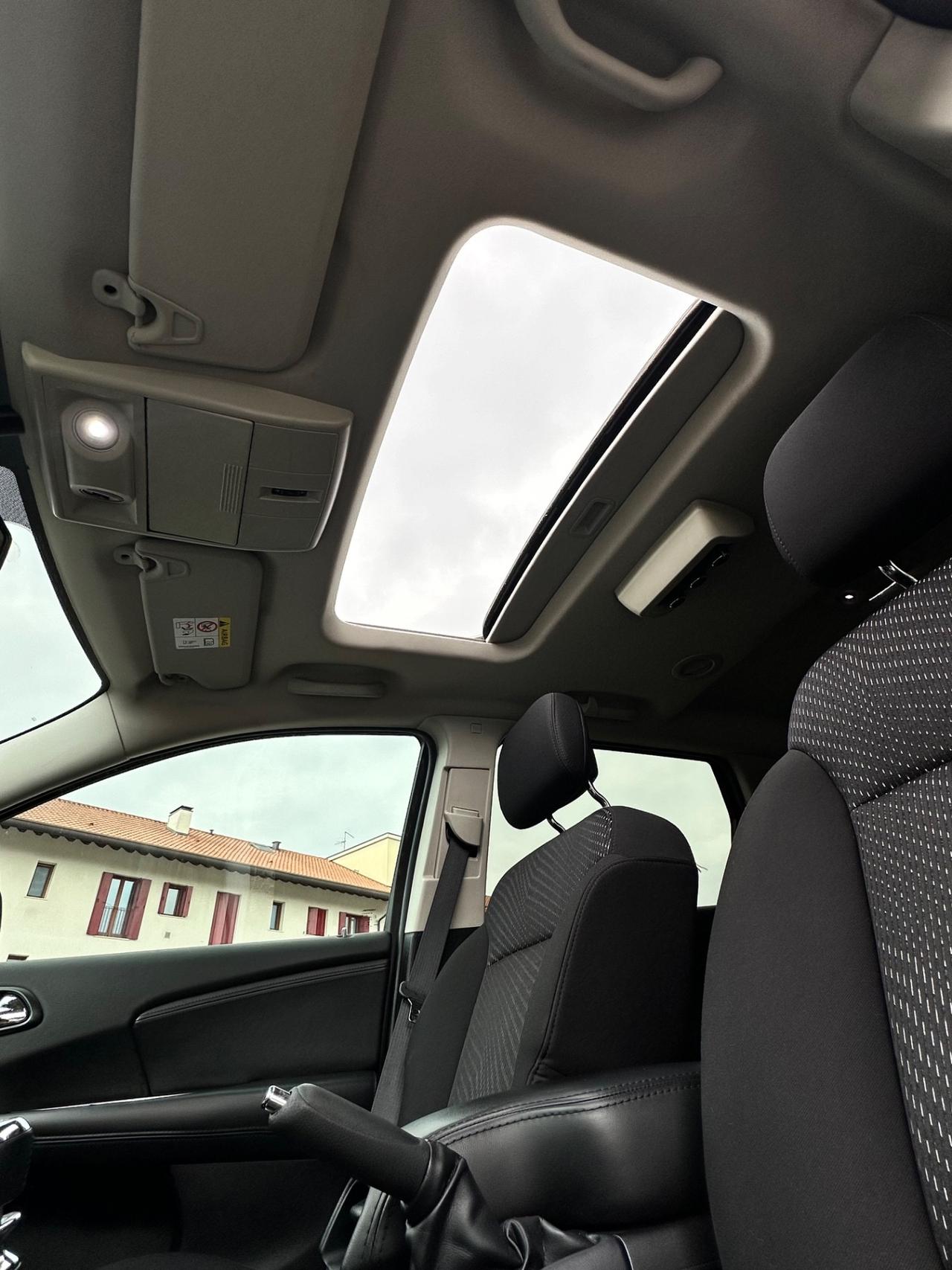 Fiat Freemont 2.0Multijet 170Cv -7 POSTI - Tetto panoramico
