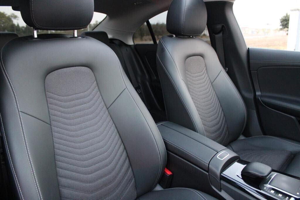 MERCEDES CLA aut. Sport *Tetto Apr. *Luci Ambiente