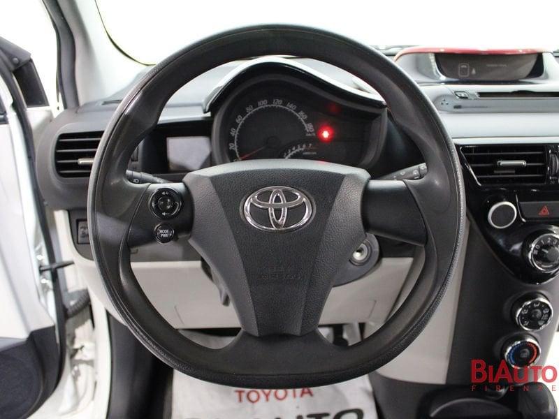 Toyota iQ iQ 1.0 CVT Trend