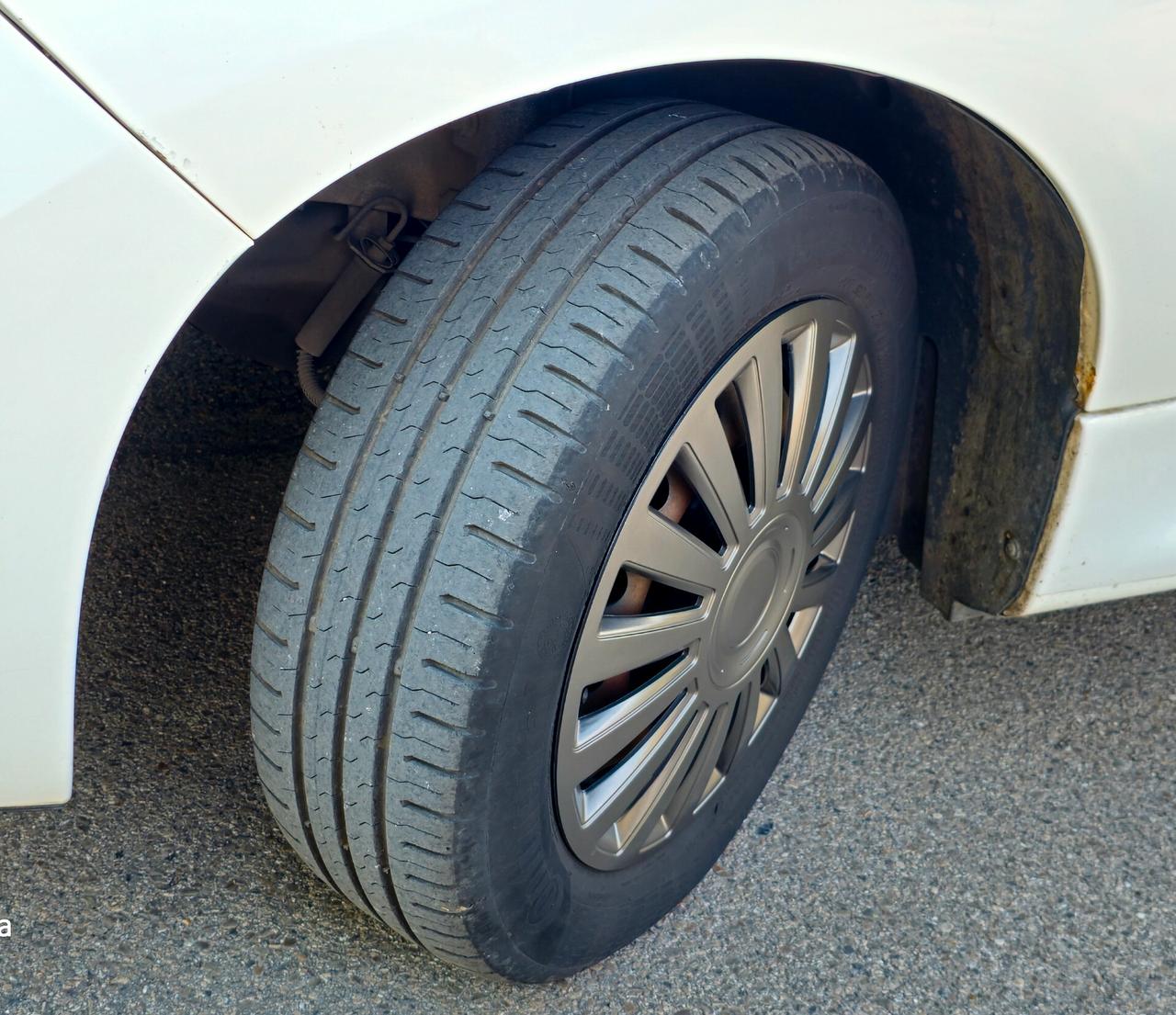 Peugeot 206 plus ok neopatentati GARANTITA 12 MESI