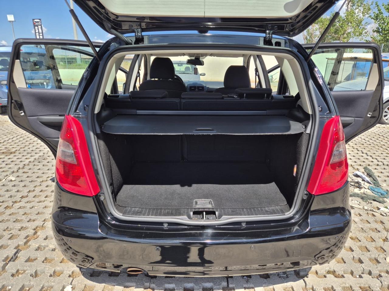 Mercedes-benz A 160 BlueEFFICIENCY Premium