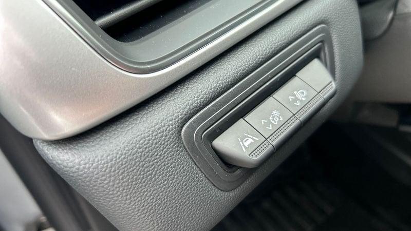 Renault Captur 1.6 E-Tech hybrid Techno Fast Track 145cv auto 1.6 E-TECH Hybrid Techno Fast Track Auto