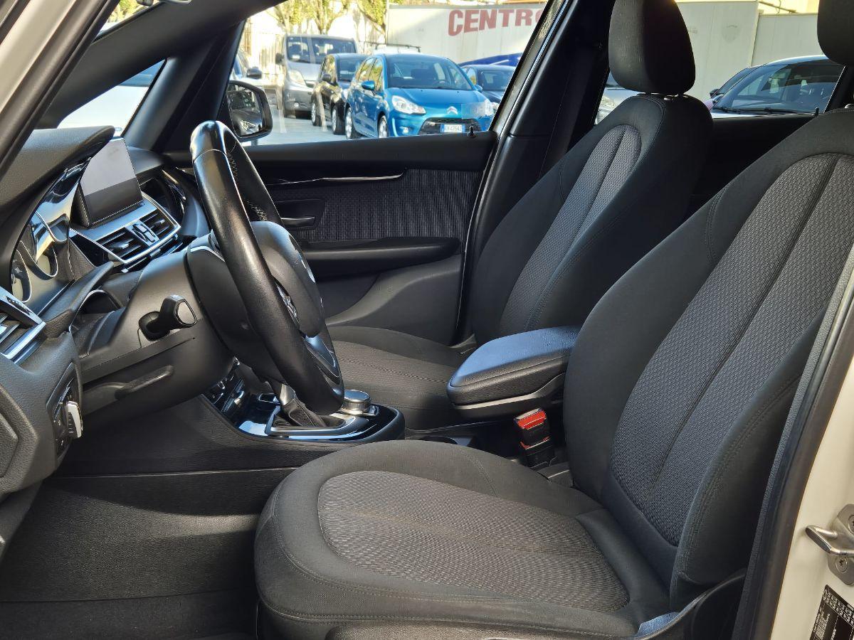 BMW - Active Tourer - 216d Luxury