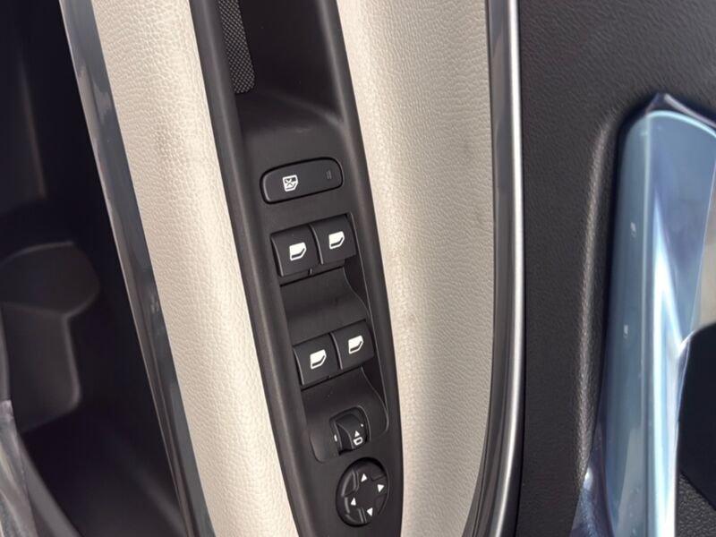 FIAT 600 600 Hybrid 110 CV DCT MHEV La Prima II