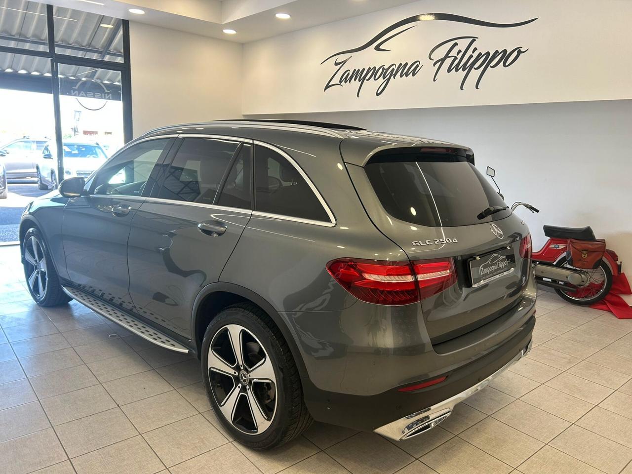 Mercedes GLC 250d 4Matic 204CV TETTO Executive