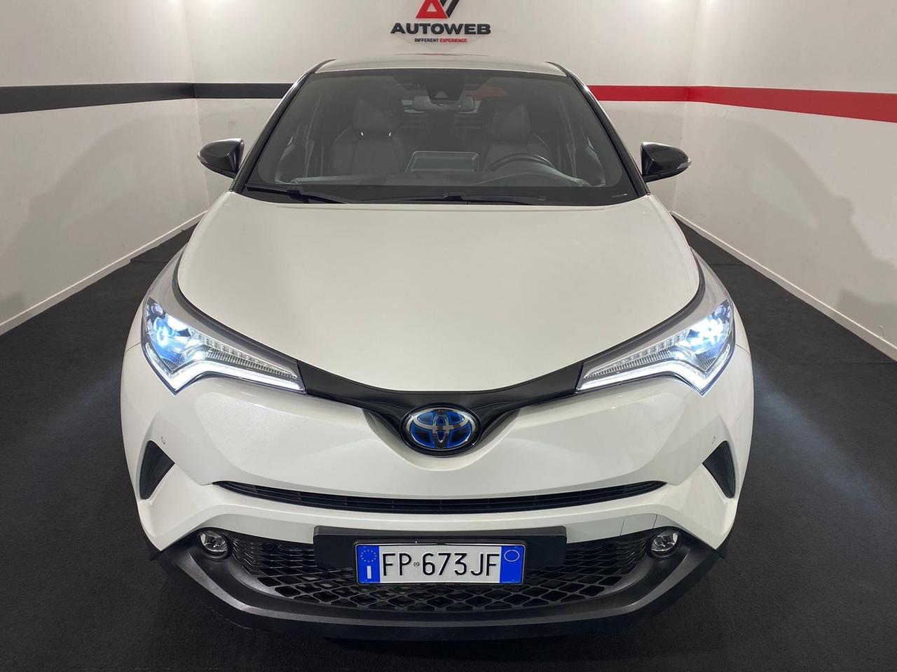 Toyota C-HR 1.8 Hybrid E-CVT * SOLO 64000 KM*