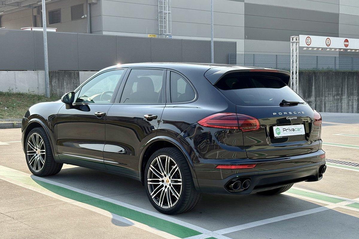 PORSCHE Cayenne 3.0 Diesel Platinum Edition