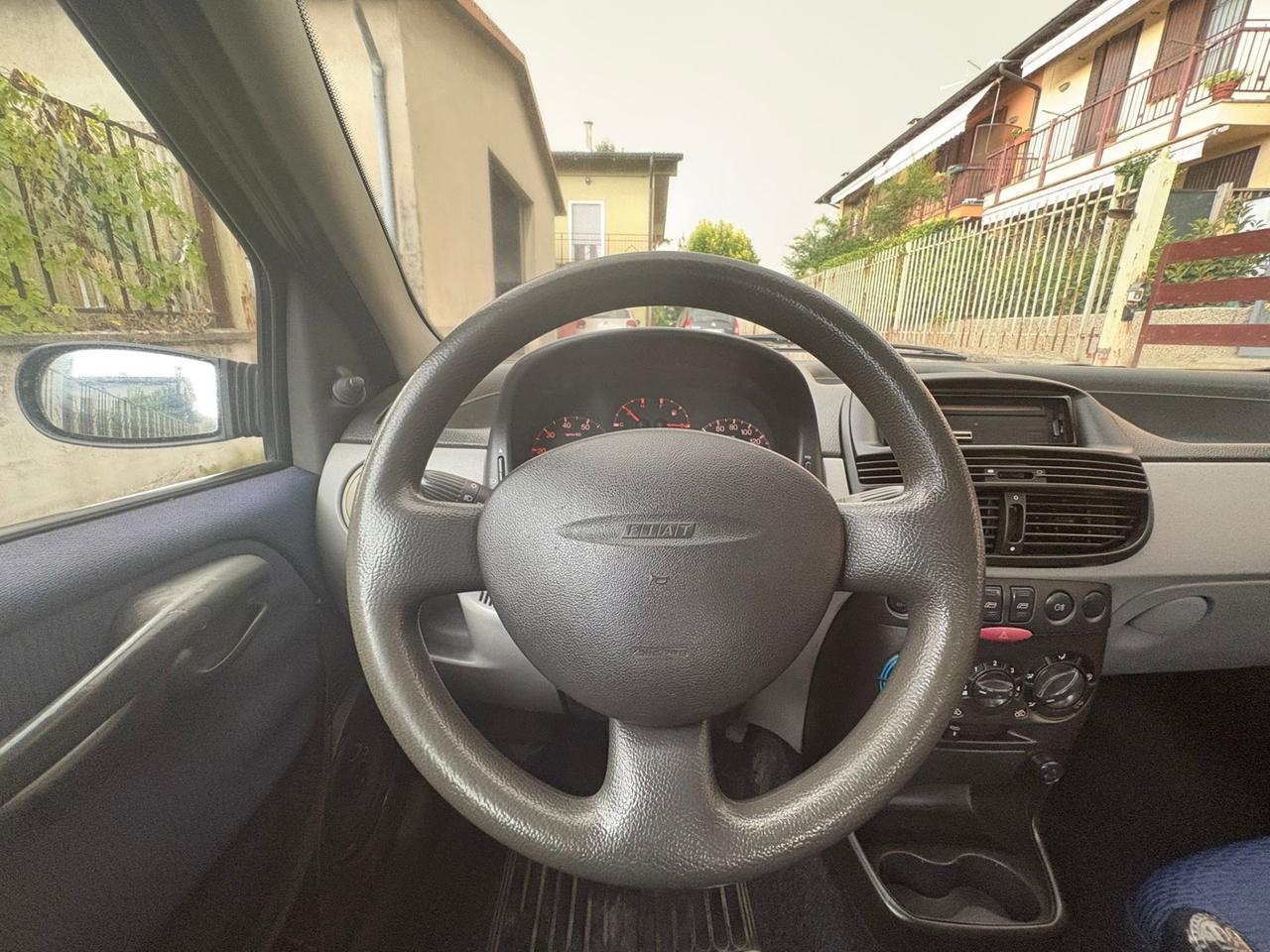 Fiat Punto 1.9 JTD 5 porte HLX