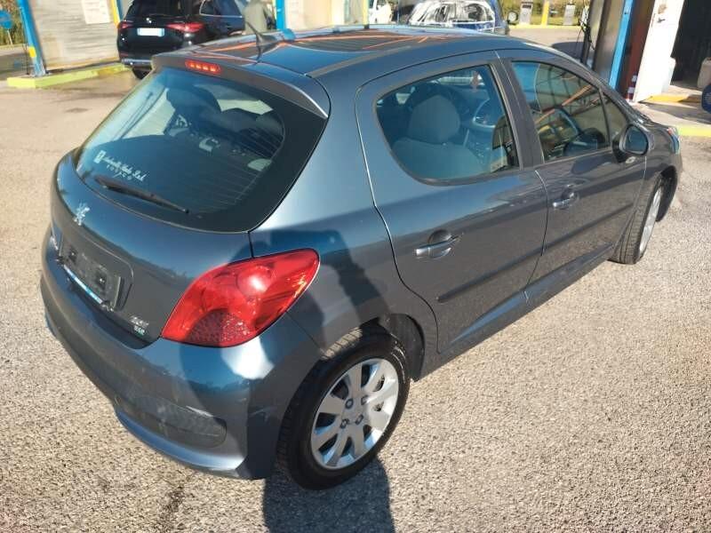 Peugeot 207 1.4 8V 75CV 5p. Energie Sport ECO GPL