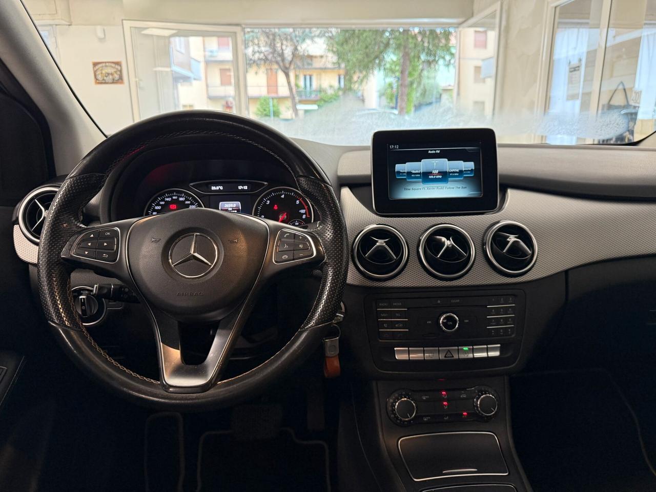 Mercedes-benz B 200 CDI 4Matic Automatic Premium