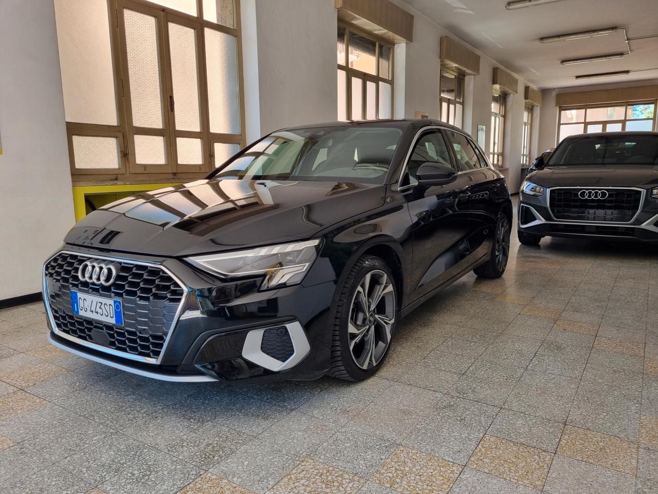 Audi A3 SPB 30 g-tron S tronic Business Advanced