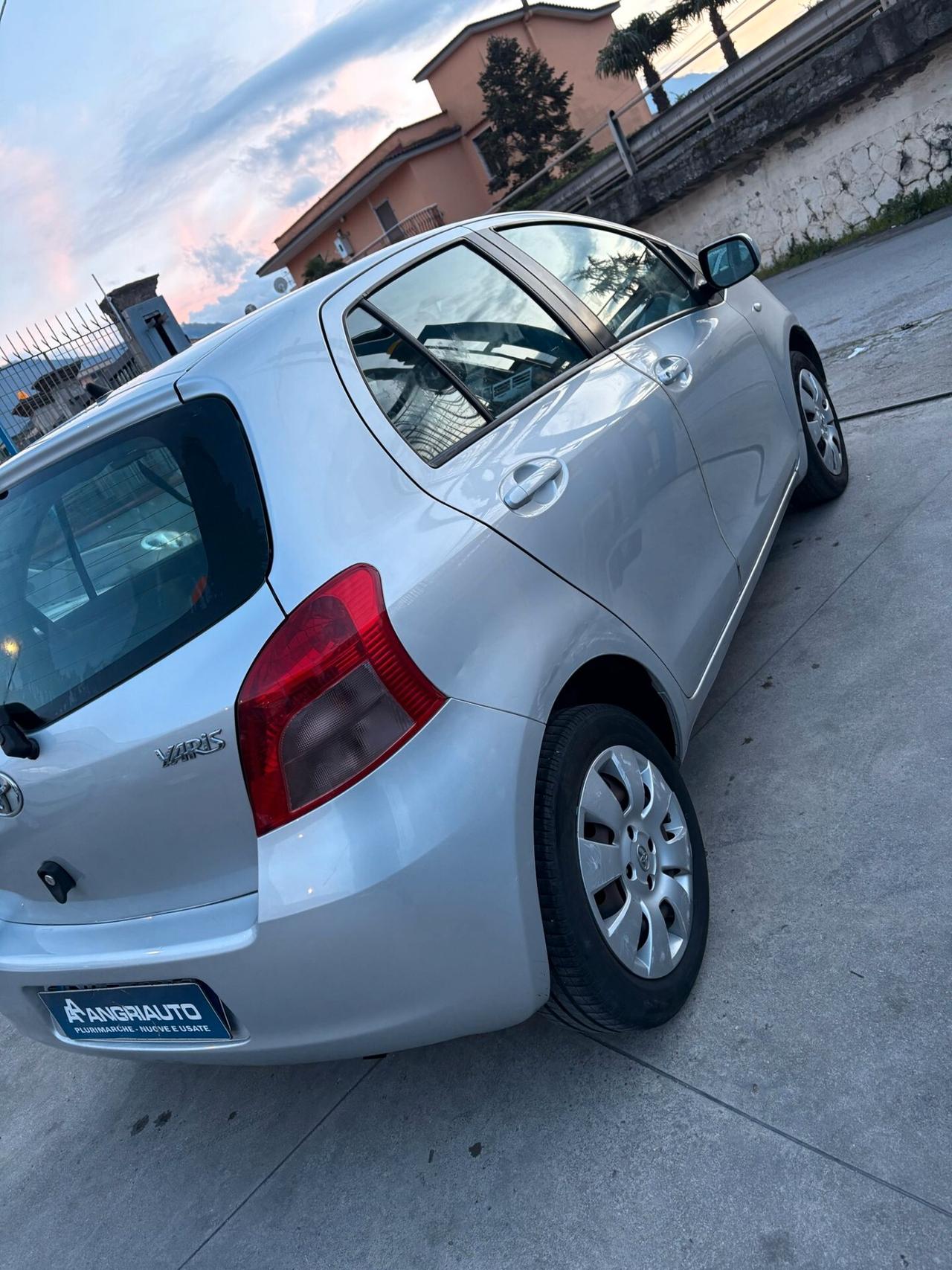 Toyota Yaris No