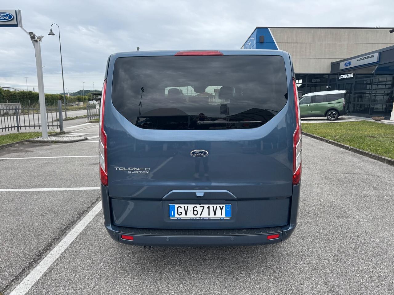 Ford Tourneo Custom Titanium 2.0 TDCi 130CV 8posti
