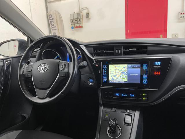 TOYOTA Auris Touring Sports 1.8 Hybrid Business