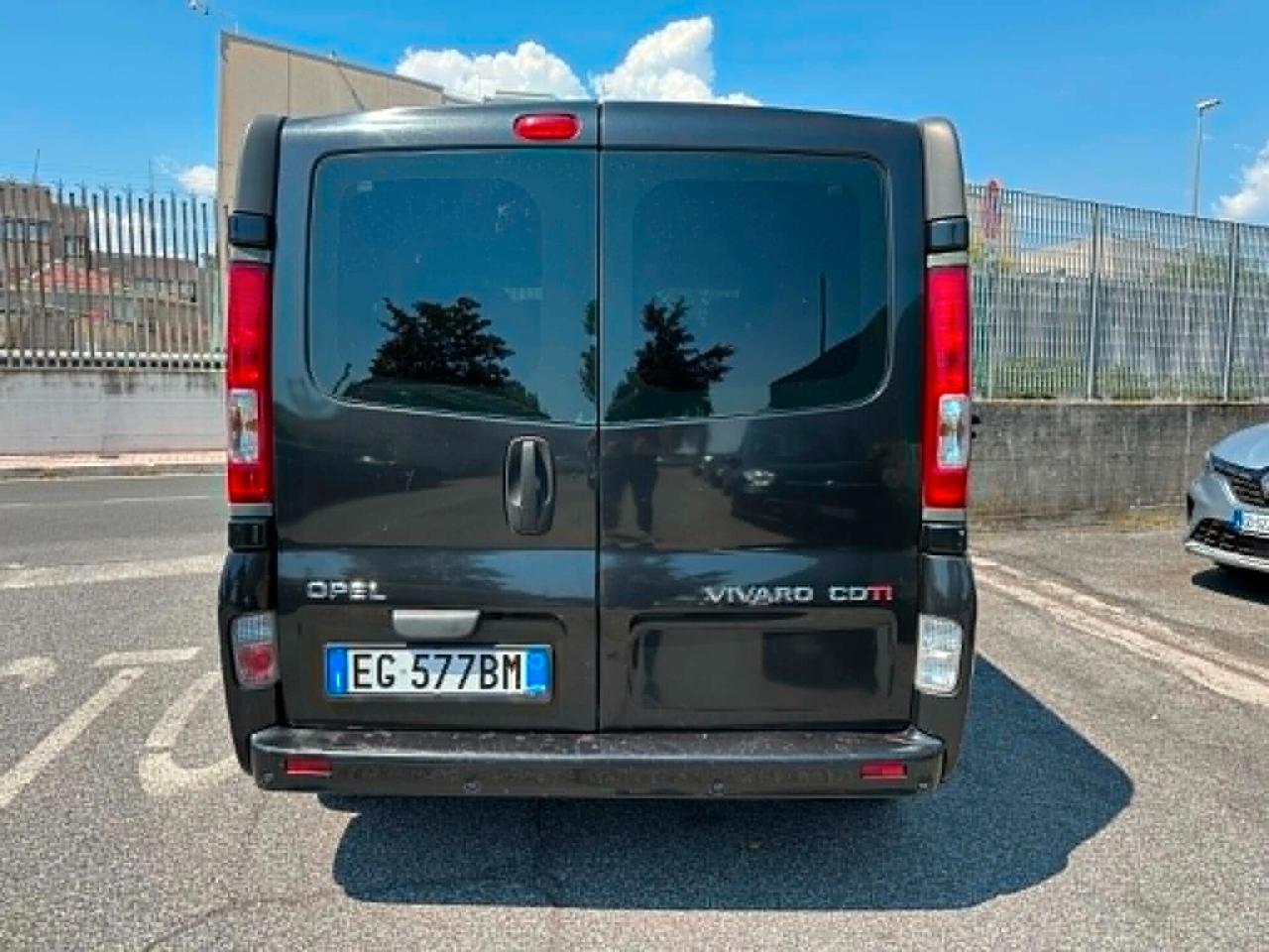 Opel Vivaro 27 2.0 CDTI 120CV PC-TN Combi 9 posti