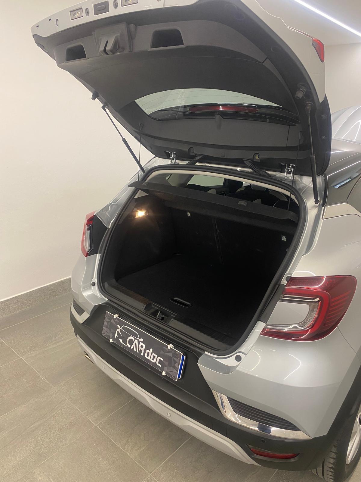 Renault Captur Blue dCi 115 CV EDC Intens