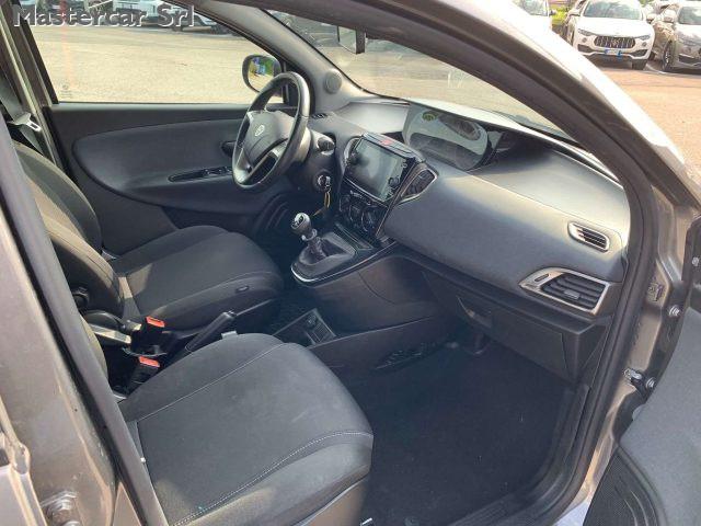 LANCIA Ypsilon NEOPATENTATI 1.0 firefly hybrid Gold TG: GK109RT
