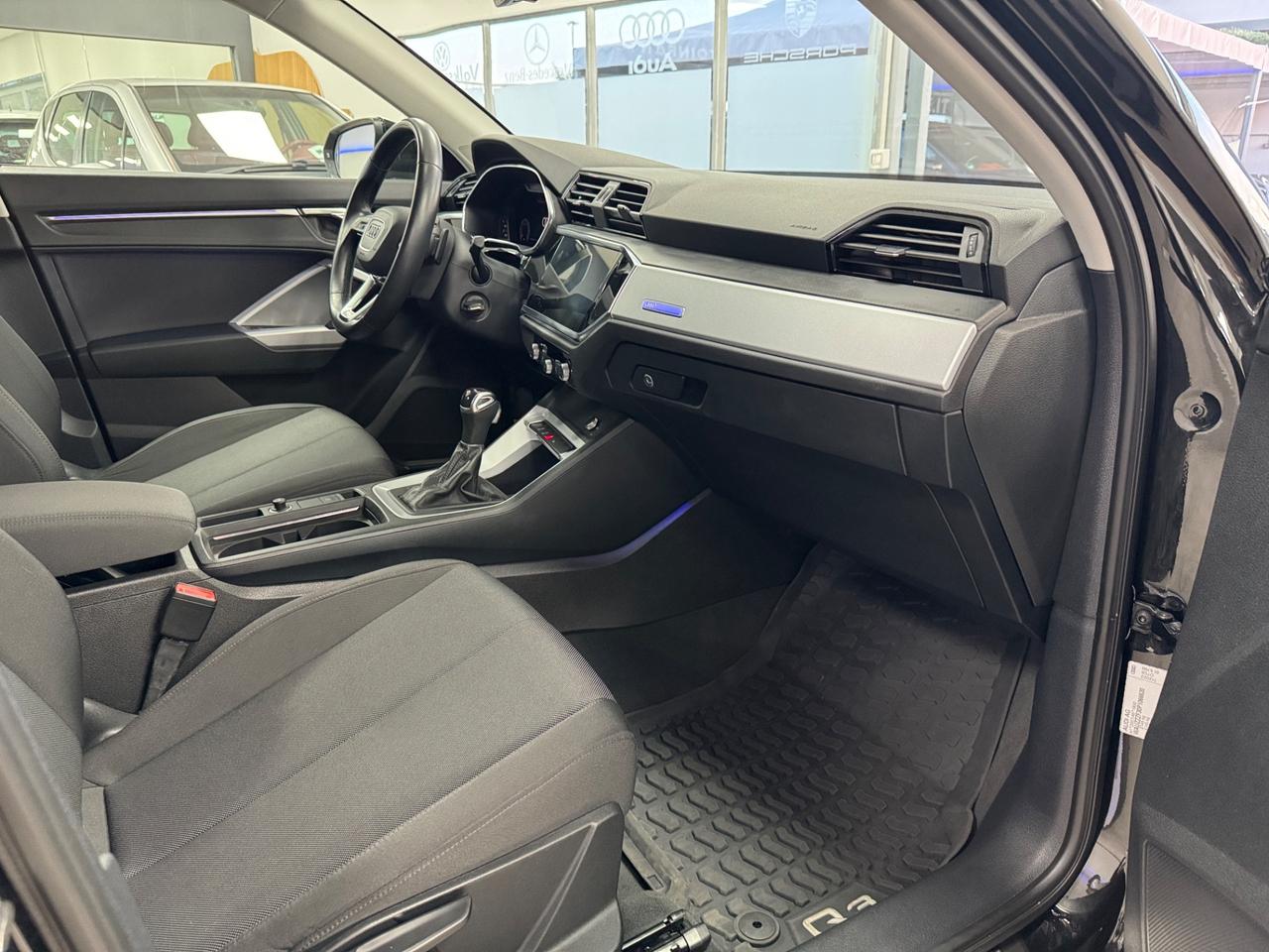 Audi Q3 35 TDI S tronic Business Advanced