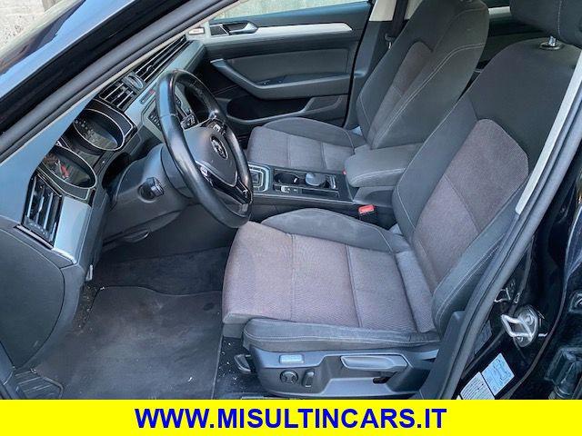 VOLKSWAGEN Passat Variant 2.0 TDI DSG Executive BlueMotion Tech.