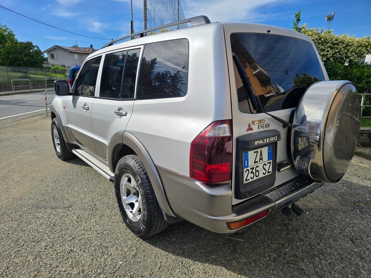 Mitsubishi Pajero 3.2 DID WAGON GLS 7 POSTI