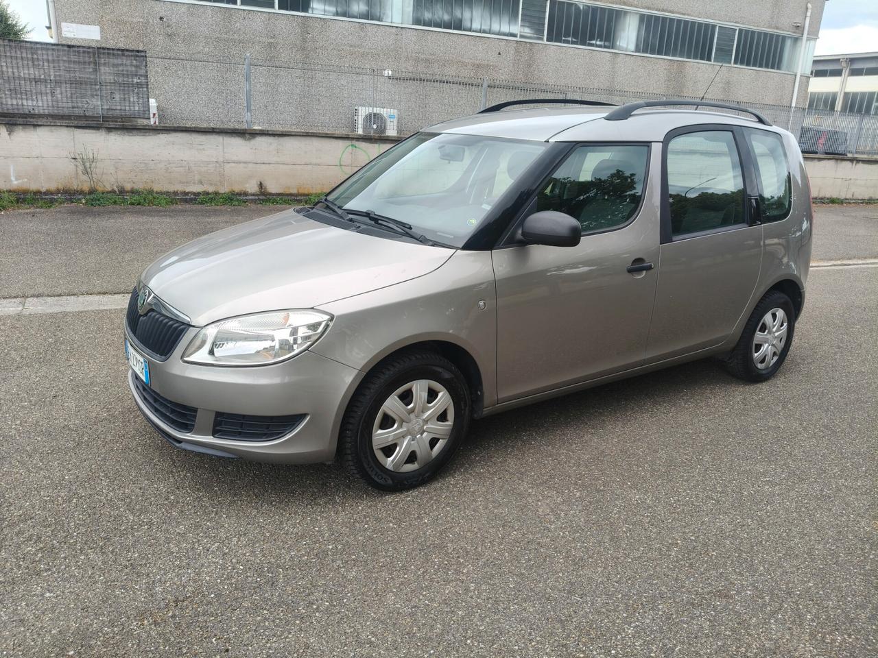 Skoda Roomster 1.2 SOLAMENTE 73.000 KM