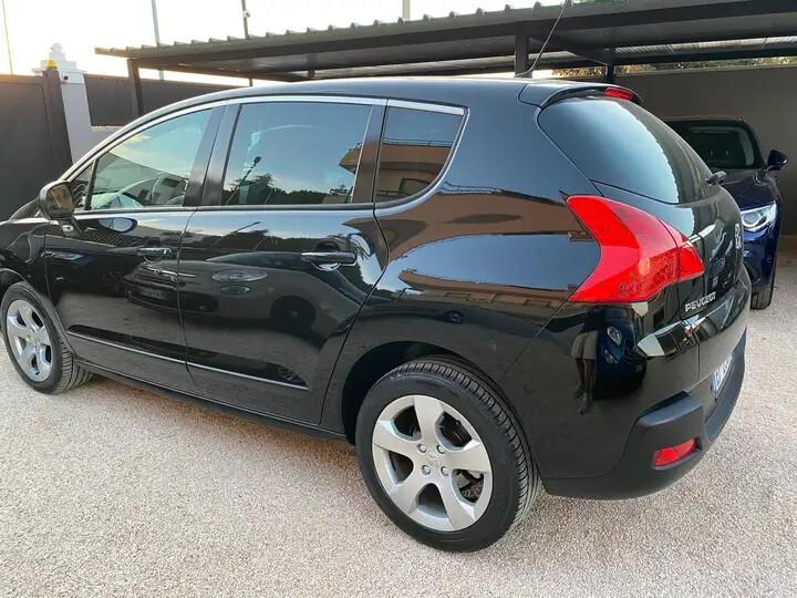 Peugeot 3008 1.6 HDi 112CV cambio robotizzato Tecno