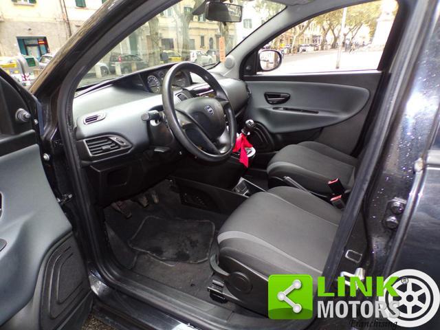 LANCIA Ypsilon 1.2 69 CV 5 porte - NEOPATENTATI!