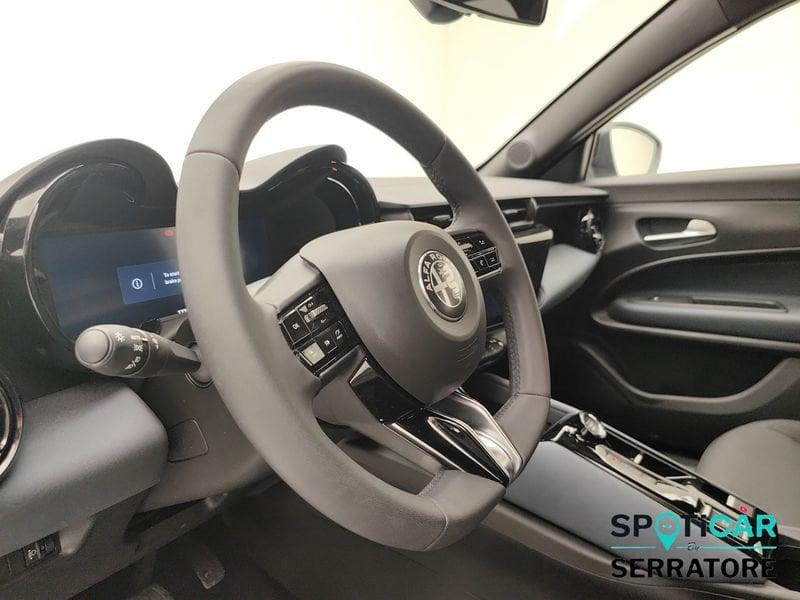 Alfa Romeo Junior 1.2 ibrida 145cv edct6