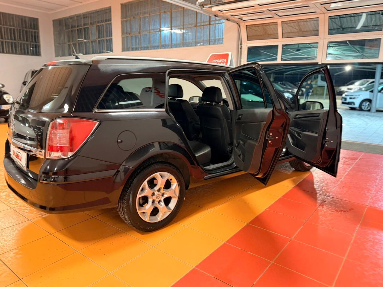 Opel Astra 1.7 CDTI 101CV Station Wagon Club