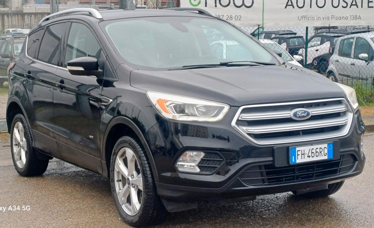 Ford Kuga 2.0 TDCI 150 CV S&S 4WD Powershift Titanium