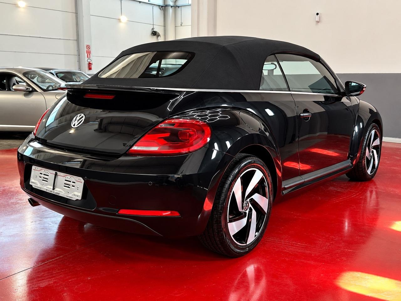Volkswagen Maggiolino 1.6 tdi Sport