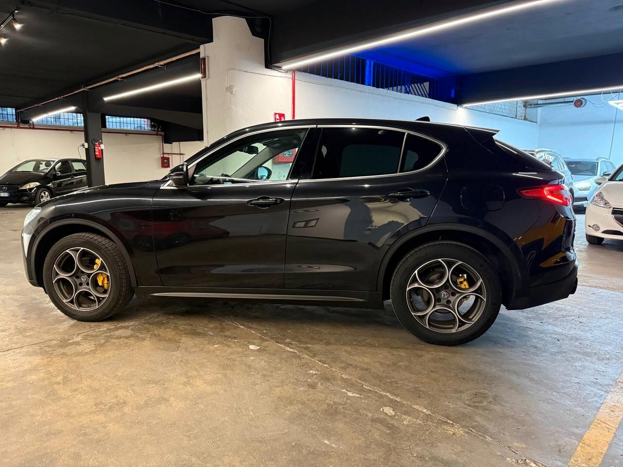 Alfa Romeo Stelvio 2.2 Turbodiesel 210 CV AT8 Q4 Business