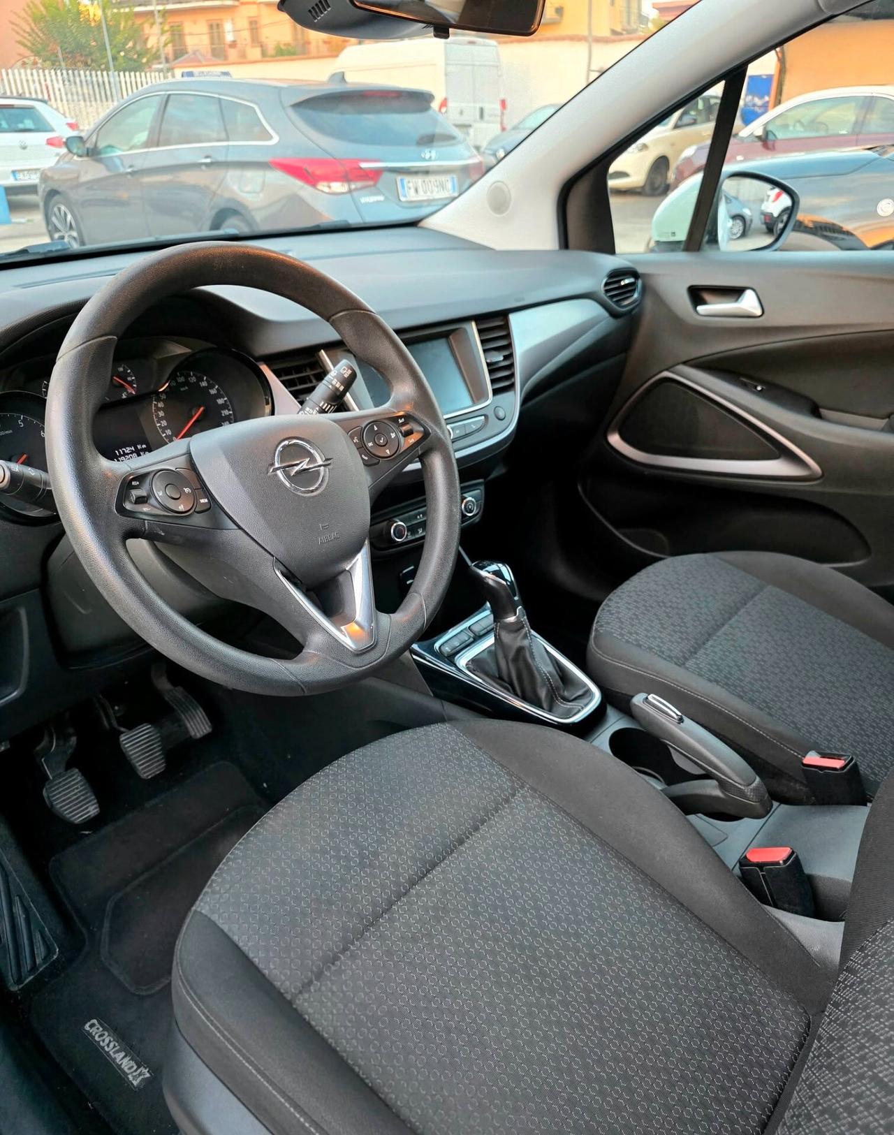 Opel Crossland X 1.2 12V Advance