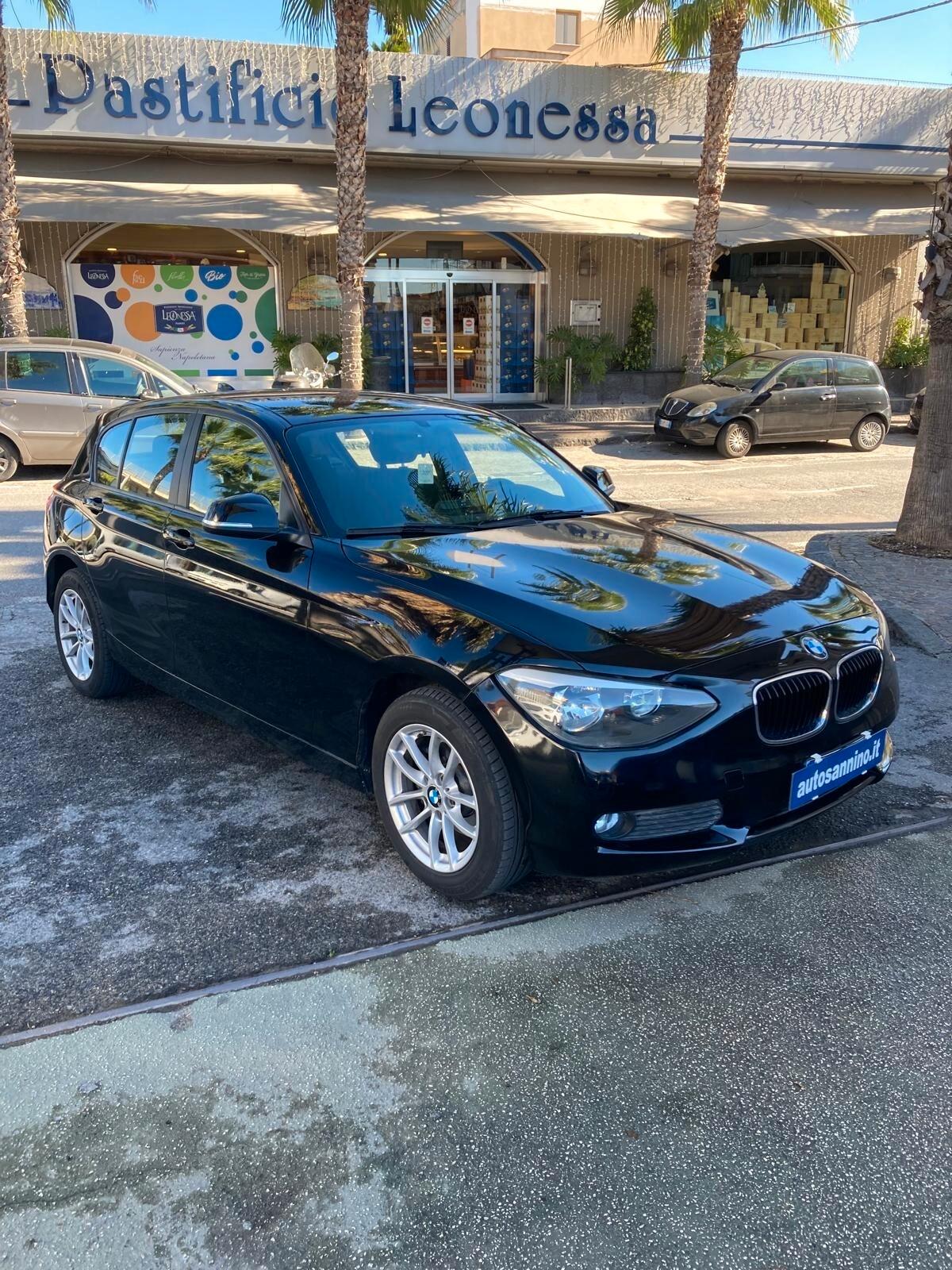 Bmw 116 116d 5p. Urban