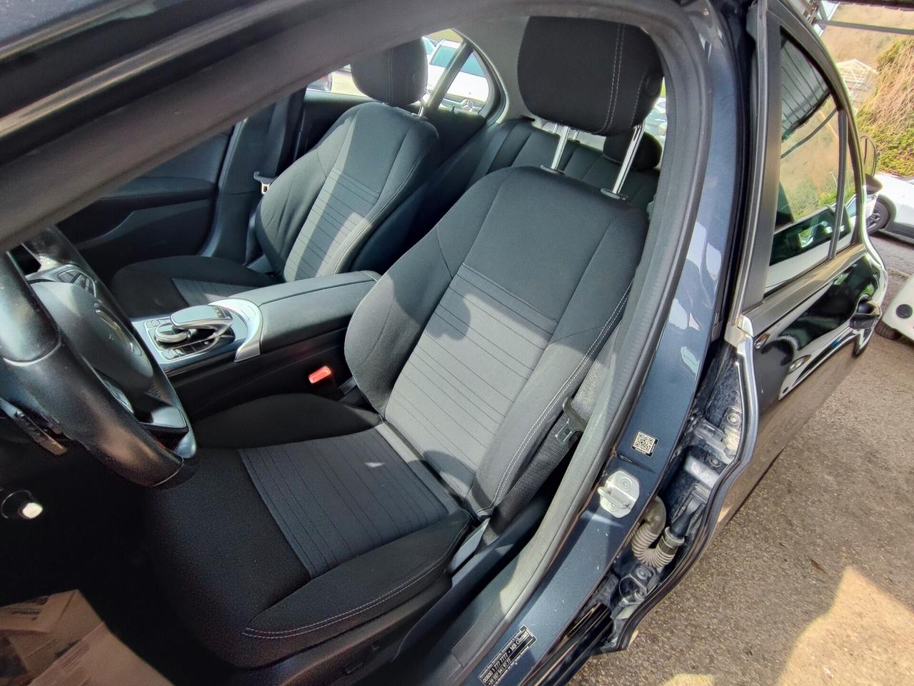 Mercedes-benz C 180 d Auto Premium