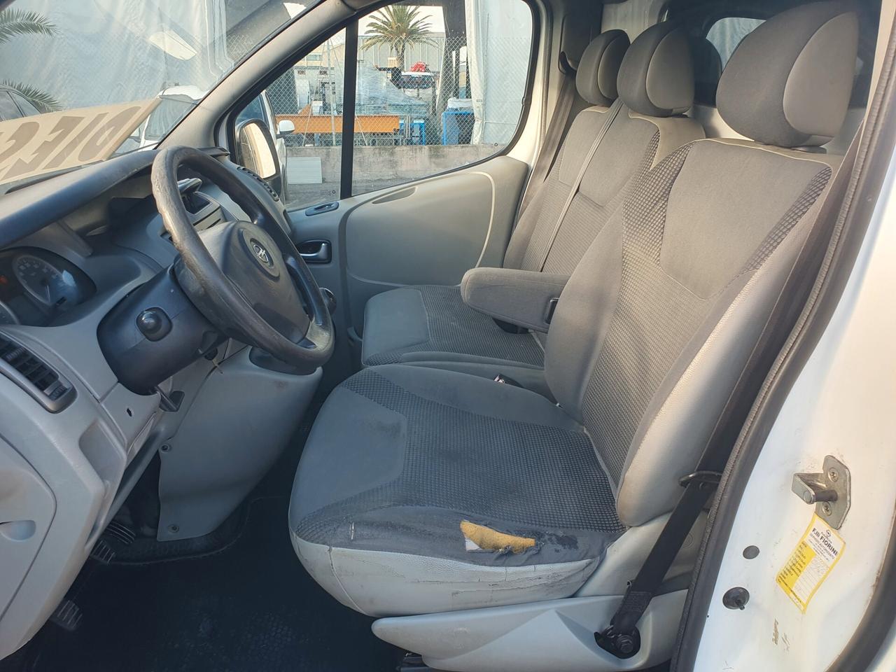 Opel Vivaro 2.0 CDTI 114cv Furgone iva 2010