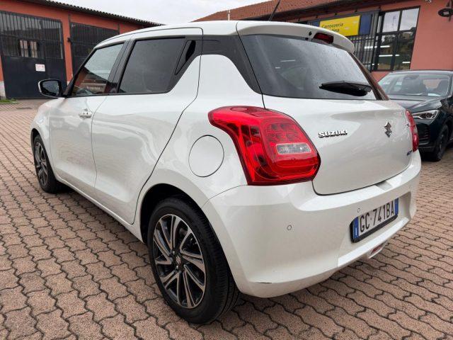 SUZUKI Swift 1.2 Hybrid Top